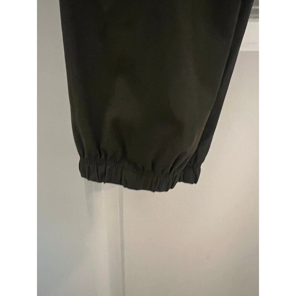 Vuori Miles Jogger Oregano Green Lightweight Performance Pants Utility Gorpcore - Picture 9 of 9